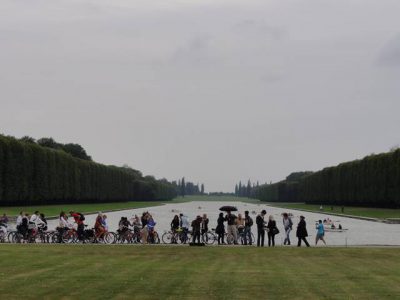 ベルサイユの庭園の大水路