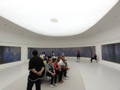 オランジュリーの睡蓮の部屋