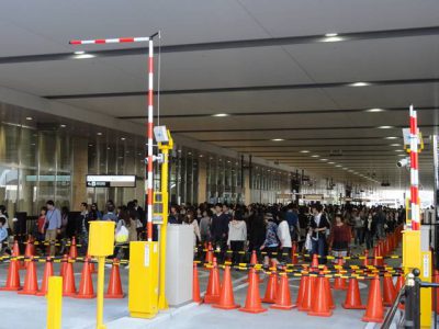 ノースゲートビルの入場待ち行列