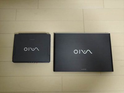 VAIO U101(左) とVAIO Pro 11(右)