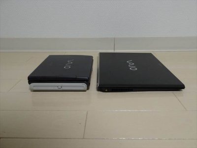 VAIO U101(左) とVAIO Pro 11(右)