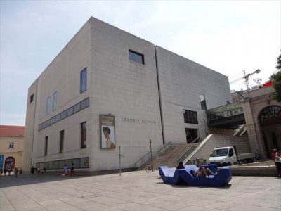 レオポルト美術館