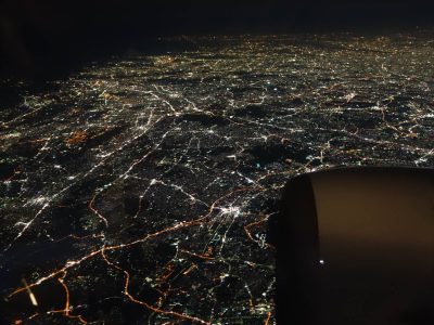 機内からの神奈川中南部の夜景