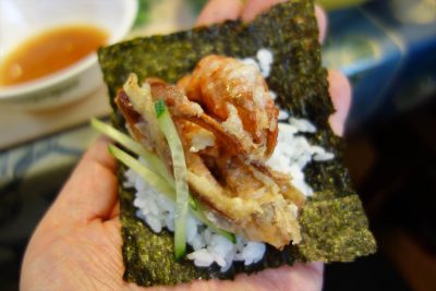ソフトシェルクラブの唐揚げの手巻き寿司