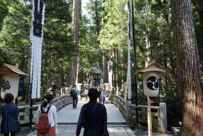 奥の院 御廟橋