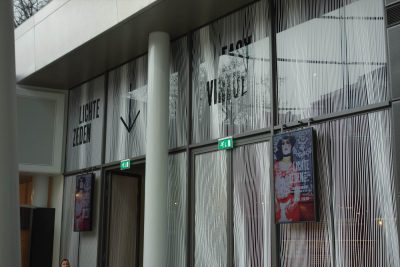 ファンゴッホ美術館企画展入口