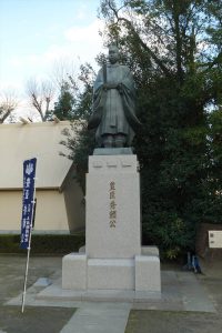 玉造稲荷神社の豊臣秀頼像