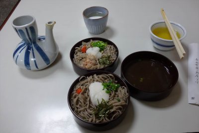 三色割子蕎麦
