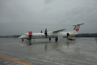 ボンバルディア DHC8-Q400