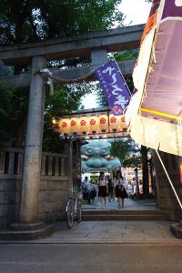 難波八坂神社