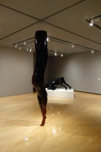 青木千絵展「漆黒の身体」