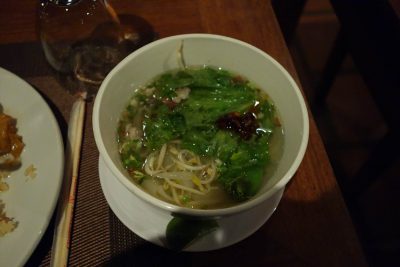 フォーの太いやつみたいな麺