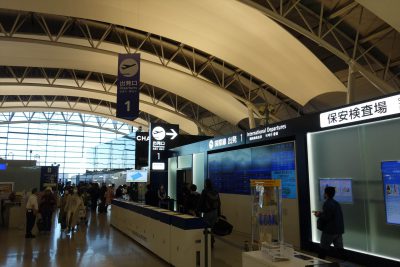 関空の出発口辺り