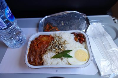 XJ613便の機内食