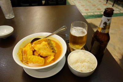 スズキと野菜の入ったカレー
