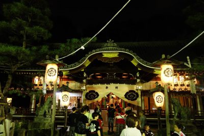 杭全神社 拝殿