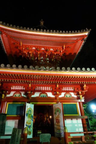 宝山寺 多宝塔
