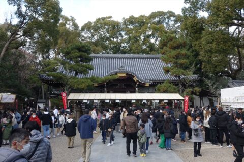 杭全神社 拝殿