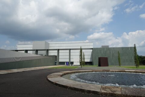 豊田市美術館