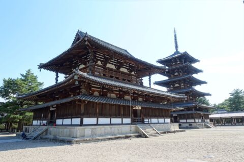 法隆寺 金堂と五重塔