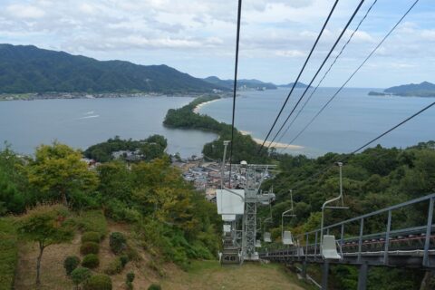 天橋立ビューランドの下りのリフトからの長め