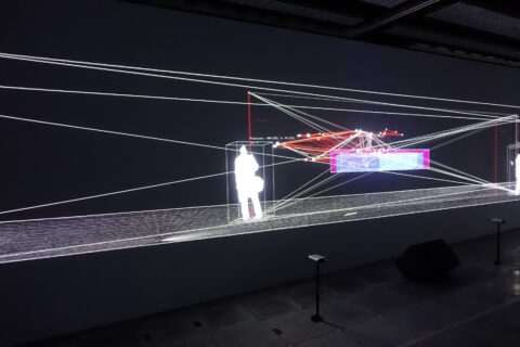 連続する共鳴 真鍋大度新作個展