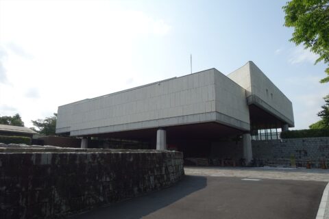 泉屋博古館