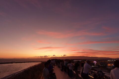 大屋根リング上からの夕景