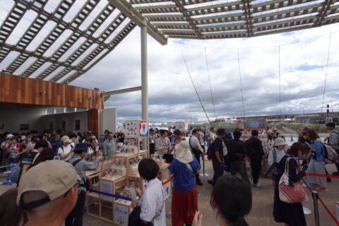 世界のミャクミャク展